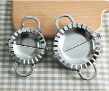 Load image into Gallery viewer, Set Of Dumpling Mould