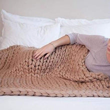 Load image into Gallery viewer, Chunky Knit Blanket