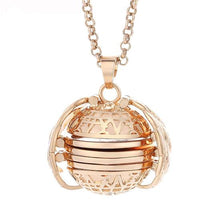 Load image into Gallery viewer, Expanding Photo Locket Necklace